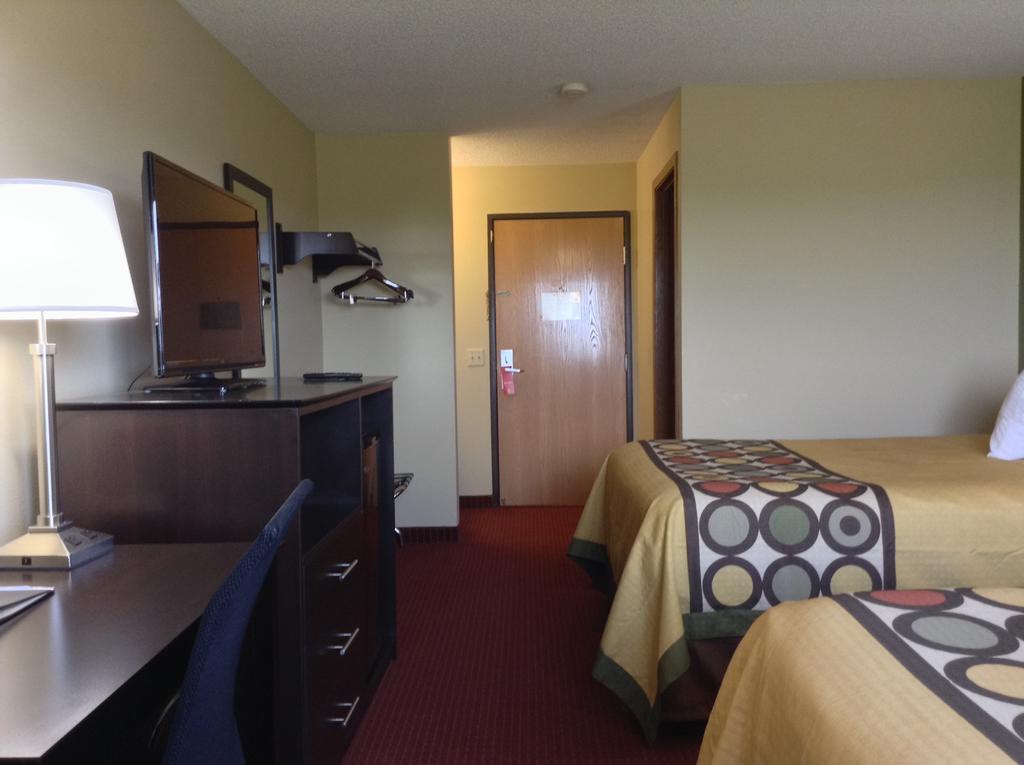 Super 8 By Wyndham Grinnell Ia Pokoj fotografie